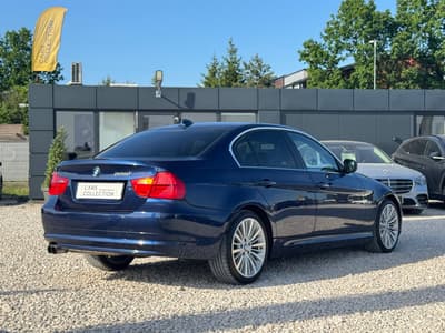 BMW 325I XDRIVE 2011 — zdjecie 4 z 18