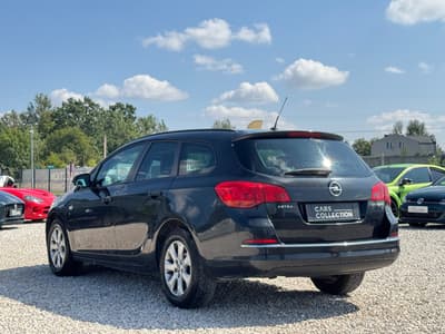 Opel Astra 2015 — zdjecie 6 z 17