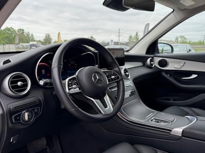 Mercedes GLC300 2022 — zdjecie 10 z 21