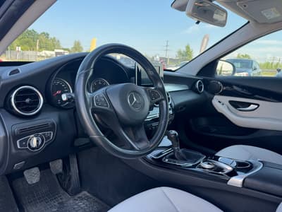 Mercedes C180 2016 — zdjecie 10 z 20