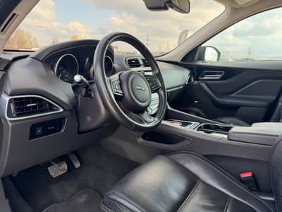 Jaguar F-Pace 2017 — zdjecie 10 z 24
