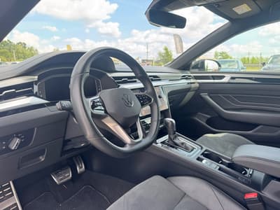 Volkswagen Arteon Shooting Brake 2022 — zdjecie 10 z 19