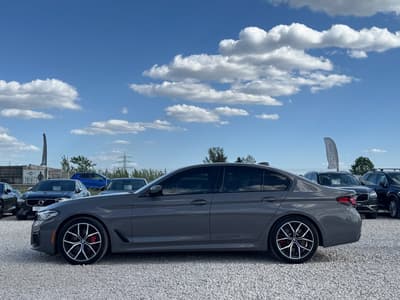 BMW Seria 5 2021 — zdjecie 7 z 24