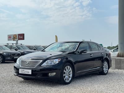 Lexus LS 2010 — zdjecie 8 z 24