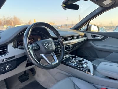 Audi Q7 2018 — zdjecie 9 z 30