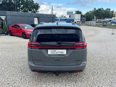 Chrysler Pacifica 2021 — zdjecie 5 z 24