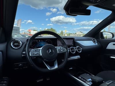 Mercedes GLA 250e 2021 — zdjecie 9 z 18