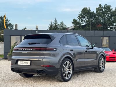 Porsche Cayenne 2023 — zdjecie 4 z 23