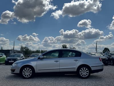 Volkswagen Passat 2006 — zdjecie 7 z 17
