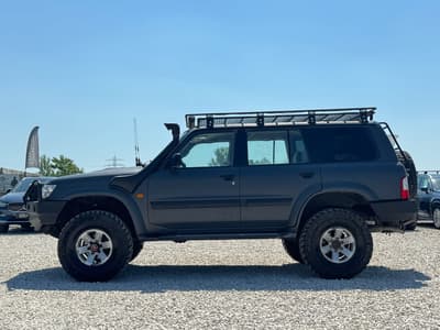 Nissan Patrol 2005 — zdjecie 7 z 17