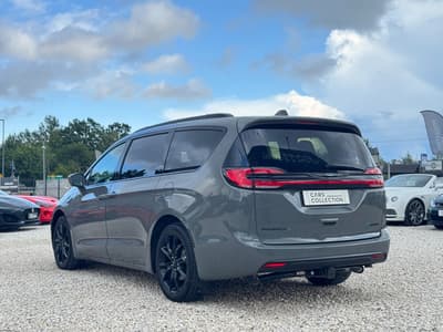 Chrysler Pacifica 2021 — zdjecie 6 z 24