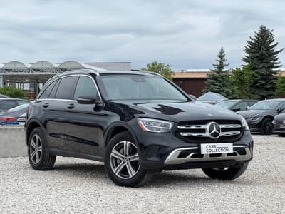 Mercedes GLC300 2022 — zdjecie glowne, na sprzedaz w Cars Collection Warszawa