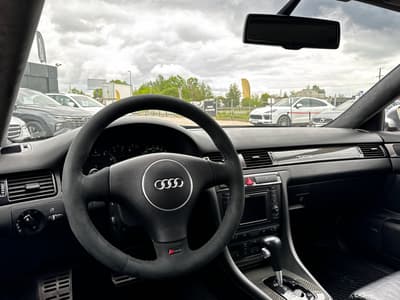 Audi RS6 2004 — zdjecie 10 z 20