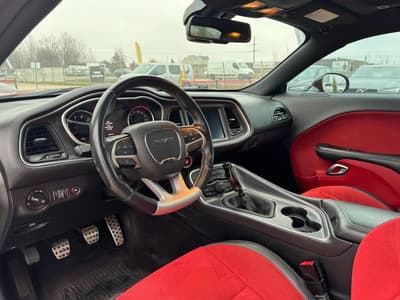 Dodge Challenger 2017 — zdjecie 9 z 20