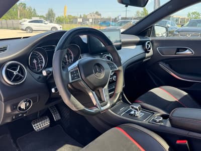 Mercedes CLA 45 2014 — zdjecie 10 z 19