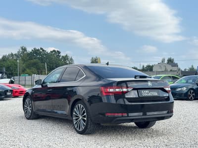 Skoda Superb 2019 — zdjecie 6 z 22