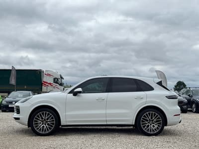 Porsche Cayenne 2022 — zdjecie 7 z 23