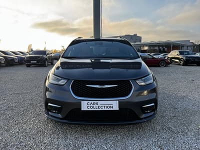 Chrysler Pacifica 2022 — zdjecie 8 z 23