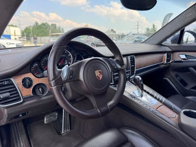 Porsche Panamera Turbo 2010 — zdjecie 10 z 22