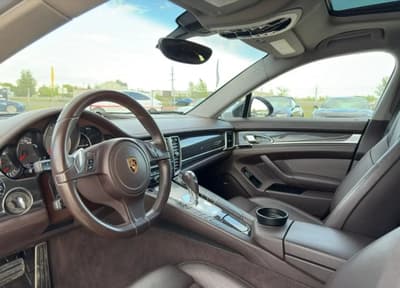 Porsche Panamera 2016 — zdjecie 9 z 19