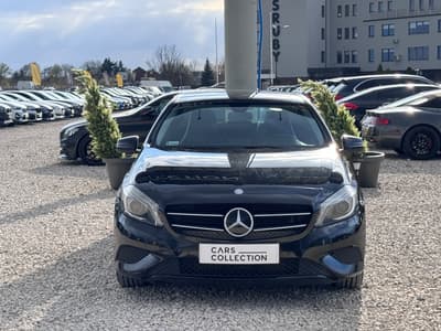 Mercedes A180 2015 — zdjecie 9 z 17