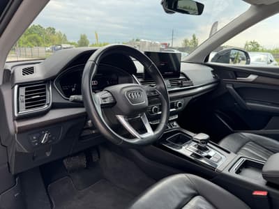 Audi Q5 2021 — zdjecie 10 z 22