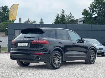 Porsche Cayenne 2016 — zdjecie 4 z 22