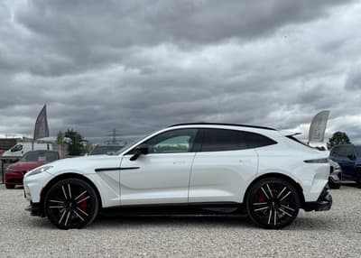 Aston Martin DBX 707 2022 — zdjecie 6 z 20