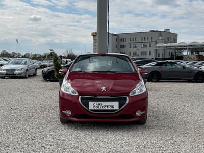 Peugeot 208 2012 — zdjecie 9 z 17