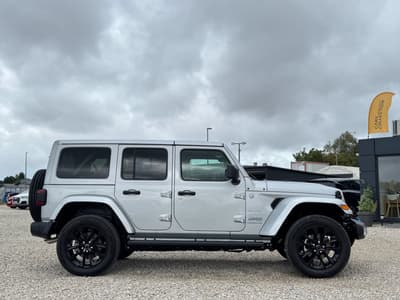 Jeep Wrangler 2023 — zdjecie 3 z 19