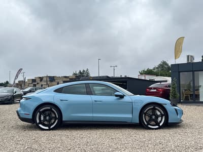 Porsche Taycan 2021 — zdjecie 3 z 22