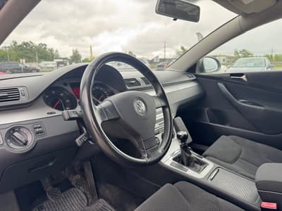 Volkswagen Passat 2007 — zdjecie 10 z 17