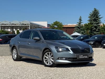 Skoda Superb 2019 — zdjecie glowne, na sprzedaz w Cars Collection Warszawa