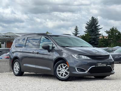 Chrysler Voyager 2021 — zdjecie glowne, na sprzedaz w Cars Collection Warszawa