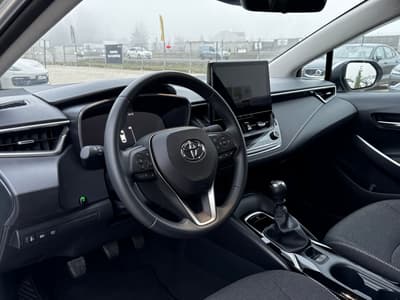 Toyota Corolla 2024 — zdjecie 10 z 19